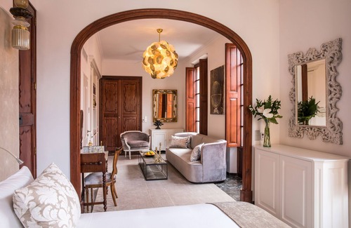 La Llotja-Born Hotel | Palacio Can Marqués