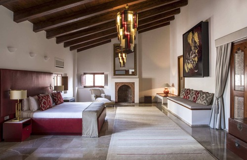 La Llotja-Born Hotel | Palacio Can Marqués