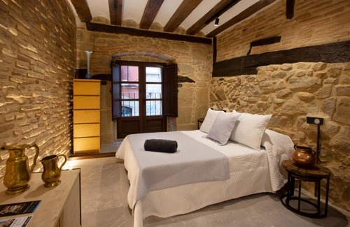 Logrono Historic Centre Apartment | Palacio del Marqués en Logroño con parking próximo