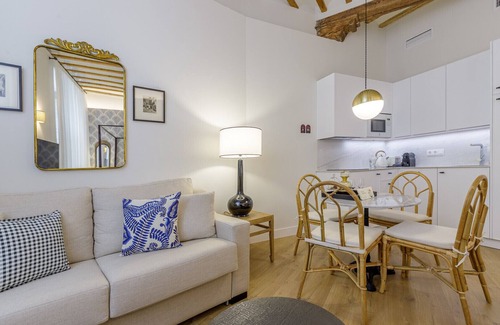 La Goleta Apartment | Palacio Vegafuente 0.1