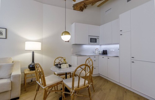 La Goleta Apartment | Palacio Vegafuente 0.1