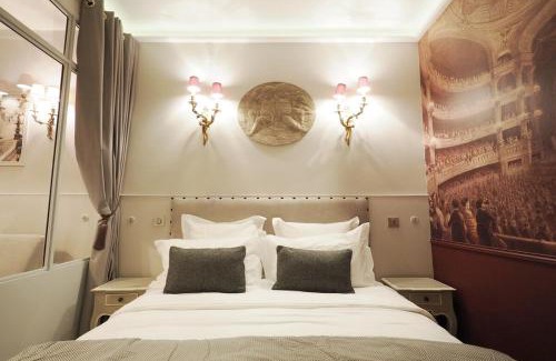 Vivienne Apartment | Palais royal apartment