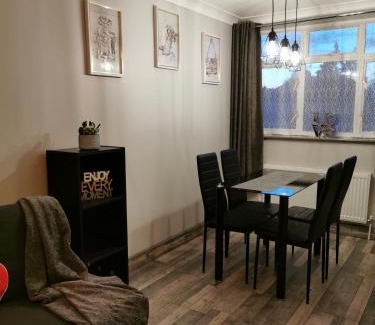 Haselbury Apartment | Palaz 2 - 2 Bedroom Flat