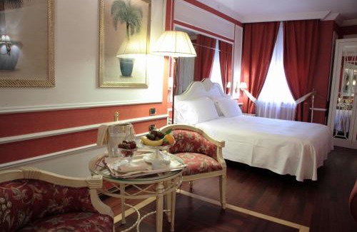 Chiaia Hotel | Palazzo Alabardieri