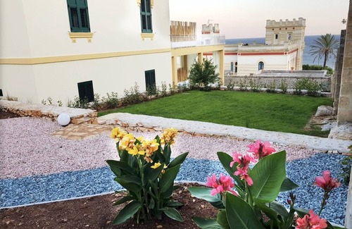 Santa Cesarea Terme Apartment | Palazzo De Donno Apartment 4