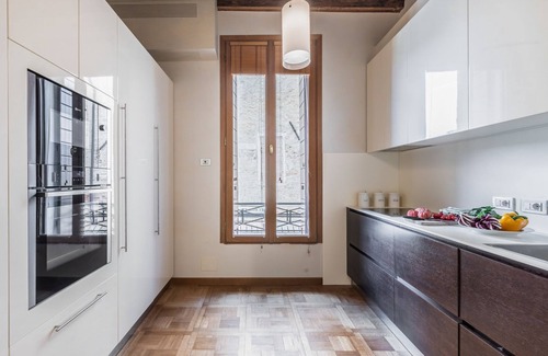 San Polo Villa | Palazzo Perla - Three Bedroom Villa, Sleeps 6