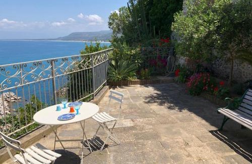 Pizzo Apartment | Palazzo Pizzo Residence