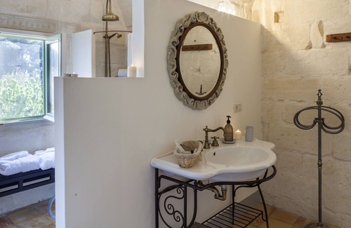 Specchia Gallone Bed & Breakfast | Palazzo Siena - Home&More
