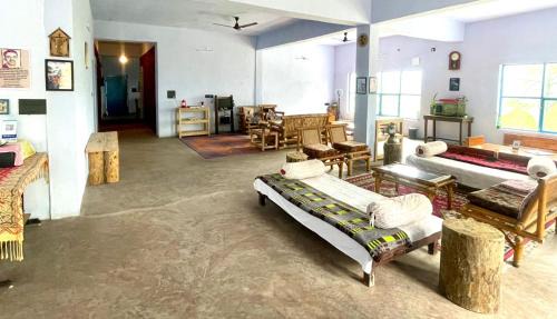 Lansdowne House | Pali Homestay Lansdowne Not Luxury but Stay with Legacy