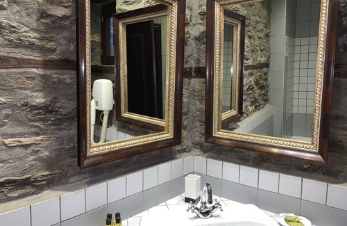 Agios Lavrentios Hotel | Palio Eleotrivio Guesthouse