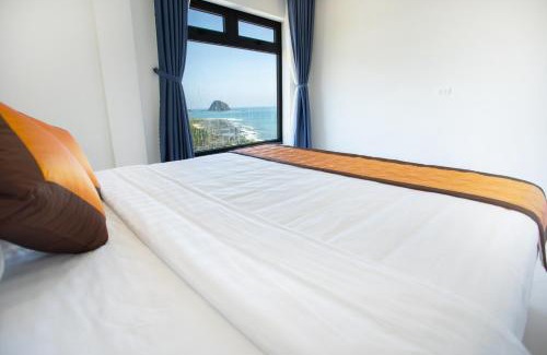Tuy An Hotel | Palm Beach Hotel Phu Yen - Kite surfing spot in winter