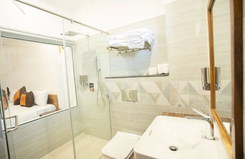 Son Hoa Hotel | Palm Beach Hotel