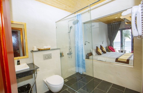 Son Hoa Hotel | Palm Beach Hotel