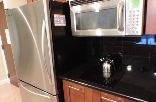 Singer Island Condo | Palm Beach Marriott Resort & Spa, 2 bd/2ba, Great Ocean View - Now Available