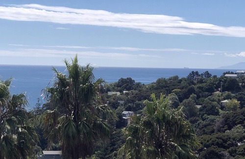 Palm Beach House | PALM BEACH SEA VIEWS WITH A TOUCH OF LUXURY AWAITS, FREE WIFI & POSSIBLY A CAR