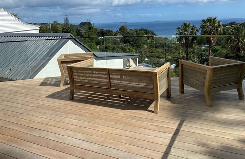 Palm Beach House | PALM BEACH SEA VIEWS WITH A TOUCH OF LUXURY AWAITS, FREE WIFI & POSSIBLY A CAR