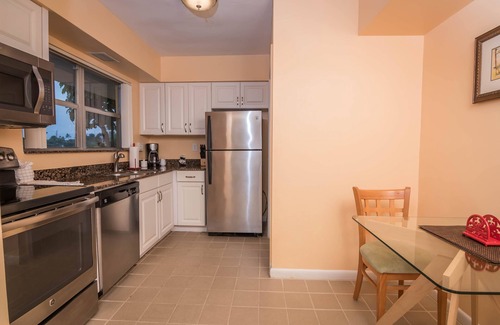 Palm Beach Apartment | Palm Beach Waterfront Suites
