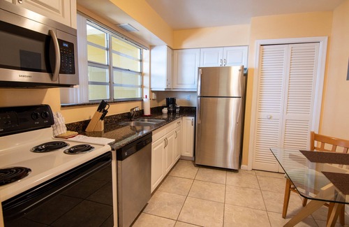Palm Beach Apartment | Palm Beach Waterfront Suites