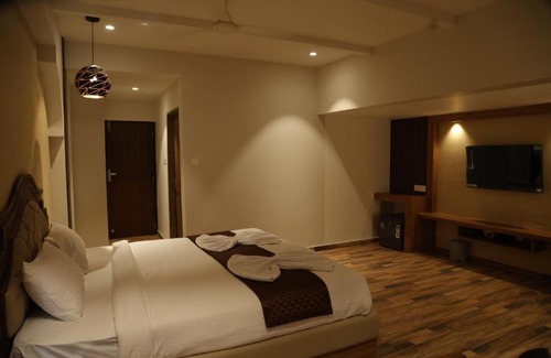 Mangalore Resort | Palm Breeze Beach Resort