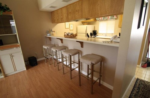 Palm Desert Condo | Palm Desert is beautiful! Front row views of the 6th Tee!