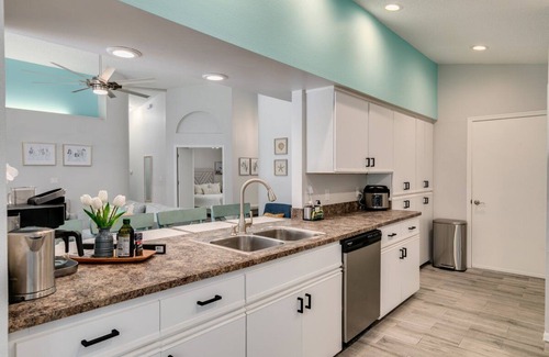 Palm Harbor House | Palm harbor/Crystal Beach 3/2 W Heated pool & Spa