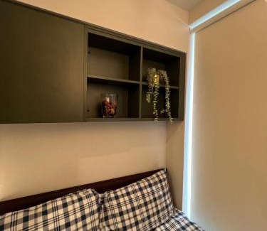 Marlborough Apartment | Palm house