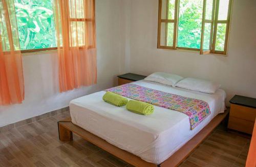 Necocli Apartment | Palm House Getaway-150 m to sea