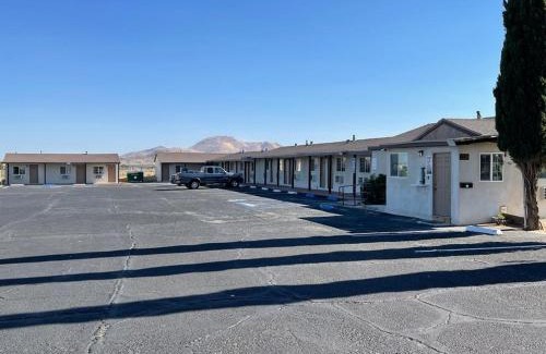 Mojave Hotel | Palm Inn