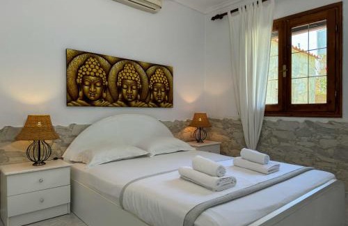 Kallithea House | Palm Luxury Villa in Kallithea