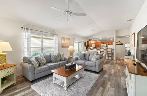 Charlotte Villa | Palm Oasis Retreat - Dog Friendly w/golf cart