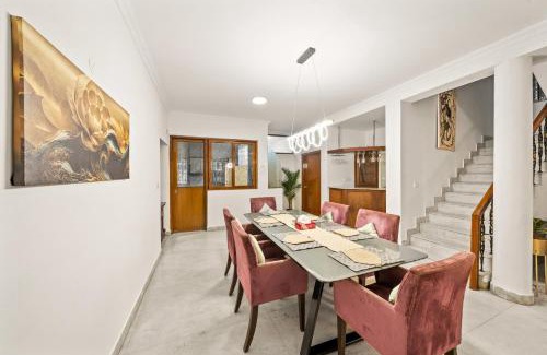 Bengaluru Villa | Palm Paradise 4-Bedrooms Spacez Luxury Villa