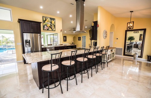 Apollo Beach House | Palm Tree III Pool Home Waterfront