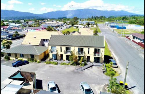 Westport Hotel | Palmcourt Motel