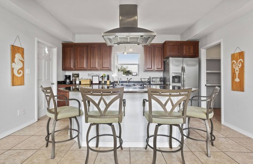Mississippi City House | Palmetto House with Breathtaking Gulf Views