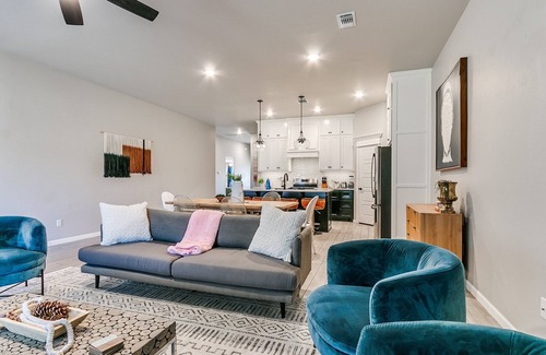 Wheatland House | Palmetto Perfection:Spacious 3-Bedroom Home in OKC