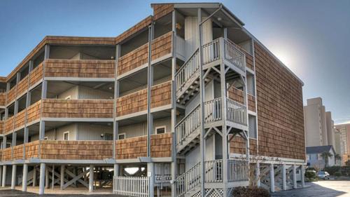 Crescent Beach Apartment | Palmwood Villas Unit 110
