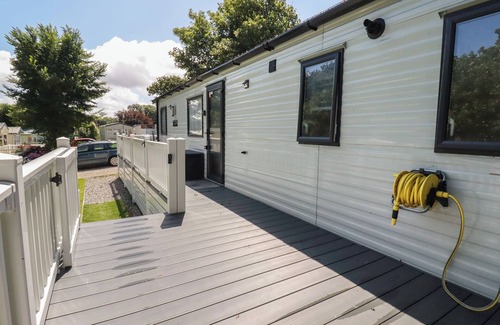 Newquay Cottage | PAMS PLACE, pet friendly, with pool in Crantock