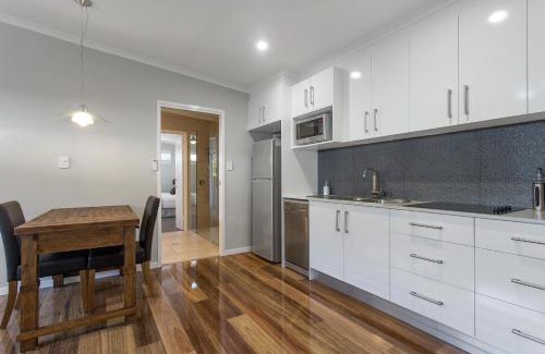 Coolum Beach House | Pandanus Spa Cottage
