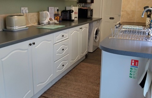 Louth Cottage | Pankhurst Cottage, sleeps up to 4, Pet friendly, Discount for 7 Night Stays!