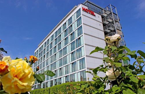 Neustadt an der Weinstrasse Hotel | PANORAMA HOTEL in Neustadt an der Weinstraße