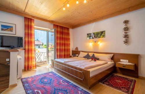 Hoarberg Apartment | Panorama II