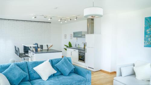 Altstadt Sudwest Apartment | Panorama Stadtblick Penthouse 105qm Maisonette Oldtown