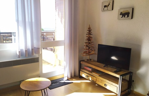 Font-Romeu-Odeillo-Via Apartment | Panoramic and south-facing. 80 m2 terrace.
