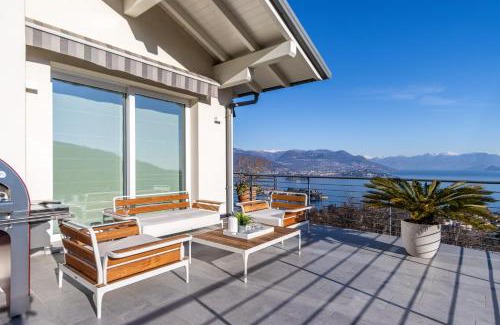 Carciano Villa | Panoramic Design Villa on Lake Maggiore! Villa Sfarzoso
