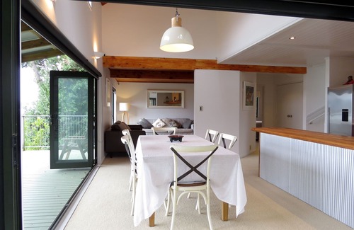 Coromandel House | Panoramic Harbour Views-Indoor/Outdoor Living-Unlimited Internet/Smart TV/Quiet