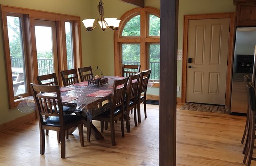 Buck Mountain House | Panoramic Long Range Mountain Views on 4ac, Hot Tub, Pool Table, Arcade, Firepit