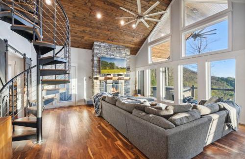 Wolf Laurel House | Panoramic Mtn Views HotTub Fire Pit Near Asheville