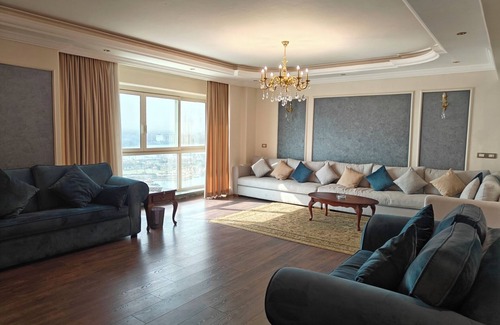 Maadi Apartment | Panoramic Nile View home in Cairo, Maadi.