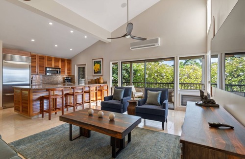 Wailea House | Panoramic Ocean View Condo on Golf Course close to Beaches