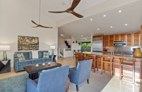 Wailea House | Panoramic Ocean View Condo on Golf Course close to Beaches